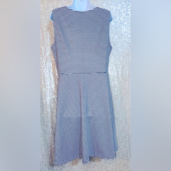 Merona XL sleeveless dress gray/black stripe with crisscross pattern - Picture 2 of 4